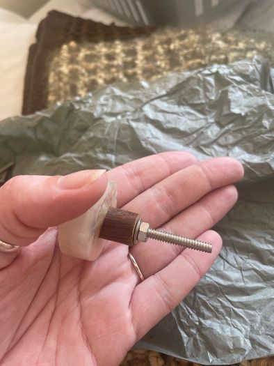 8x dresser knobs
