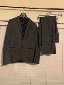 Grey Slim Fit Suit (Size EUR 48 / waist 32)