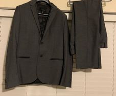 Grey Slim Fit Suit (Size EUR 48 / waist 32)
