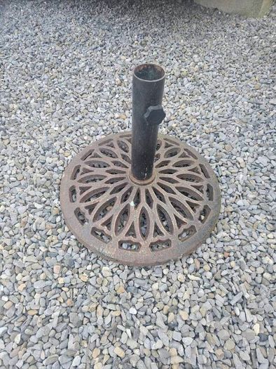 parasol stand