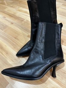 Leather ankle length heel