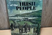 An Illustrated History of the Irish People- Kenneth Neill