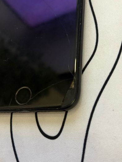 Apple iPhone 7 Phone - For Parts or Repair