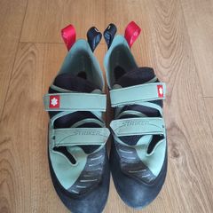 Climbing shoes Ocun Striker Size 45