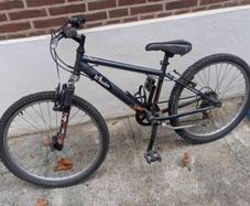 Boys/Girls bike, size 24.0. Rockrider 5.0