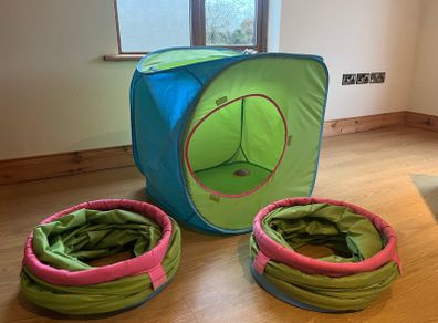 Play Tunnel