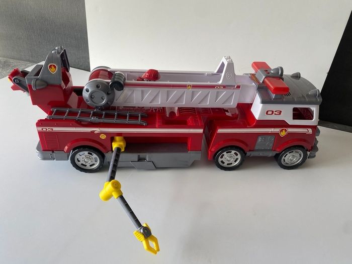Paw patrol fire engine