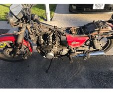 Kawasaki gt 550 parts