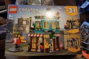 Lego Creator 31105 Townhouse Toy Store