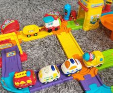 v-tech toot toot drivers train station