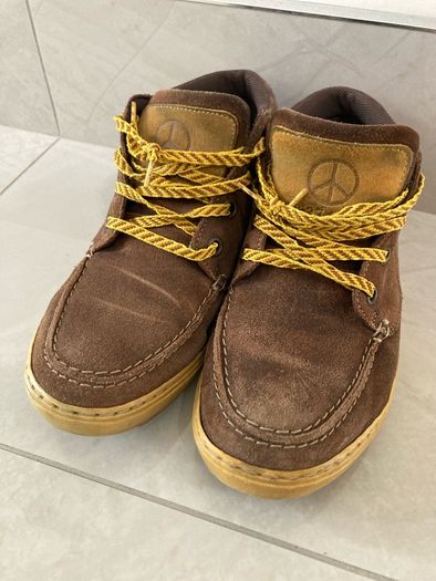 Casual shoes UK 9