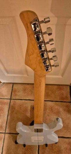 Shine SI-10 Frontier Series S-Style Electric Guitar