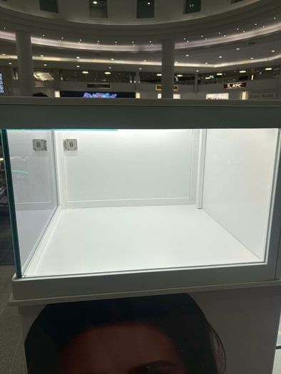 White retail Kiosk