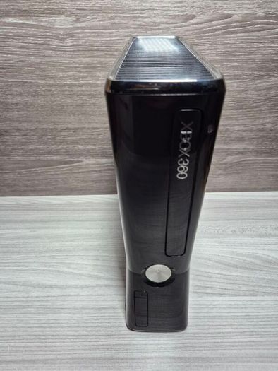 Boxed Xbox 360 Slim 250GB Console Bundle - Official Wireless Controller 4 Games
