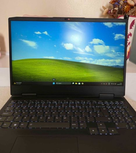 Lenovo IdeaPad 15ARH17 RTX 4050 / Ryzen 5 Gaming Laptop