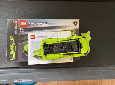 Lego Technic 42161 Lamborghini Huracan Tecnica