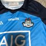 Boys Dublin jersey age 9/10 Image 3
