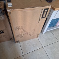 Thule Urban Glider 3 + Bassinet Brand new
