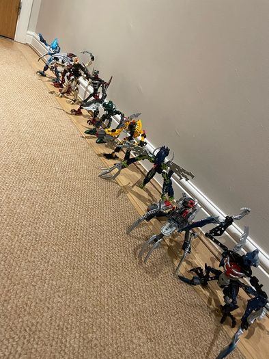 LEGO BIONICLE Figure Collection