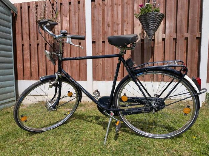 Sparta Cornwall - Classic Dutch Bike - New Schwalbe Marathon Plus Tyres - 5 Speed Sachs Pentasport