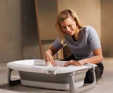 Twistshake foldable baby bath