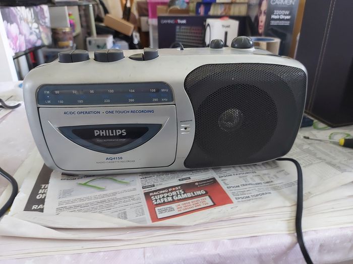 Philips Radio Cassette Recorder, Model AQ4150, both Radio & tape working great, very good condition