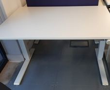 Height-Adjustable Desk -120 x 80cm