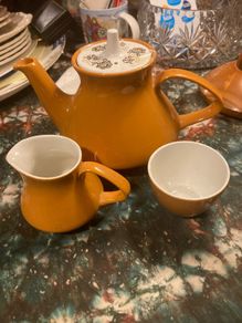 teapot set Poole free postage