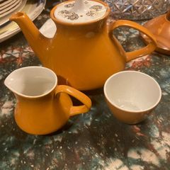teapot set Poole free postage