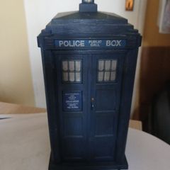 Doctor Who Tardis (See pics)