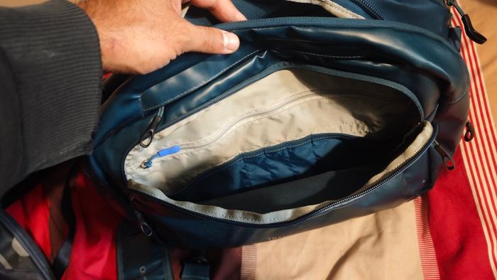 Osprey Transporter Carry-on boarding bag
