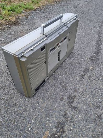 Vintage Sharp Boombox Gf-777z Stereo Double Metal Cassette Monster Ghettoblaster