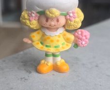 HTF Vintage 1981 AGC Kenner Lemon Meringue Strawberry Shortcake Mini PVC Doll  Figurine 2" same era as MLP G1 My Little Pony
