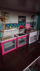 Lillie's Wooden Doll House