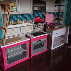 Lillie's Wooden Doll House
