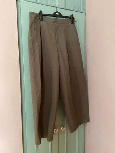 Fab Zara Dark Brown Barrel Trousers  Size XL UK 14