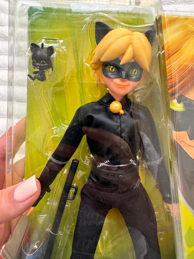 Cat Noir Miraculous Ladybug approx. 11" Fashion Doll Action Figure Please see photos