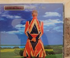 Bowie CD  - Earthling