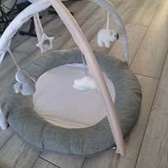 Baby gym