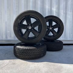 Genuine Volkswagen Amarok/Transporter 18" Alloy Wheels