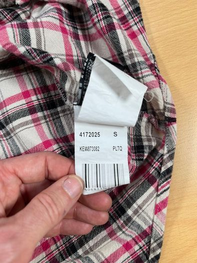 Quicksilver Button Up Short Sleeve Shirt Pink Plaid Sz Small - Pearl Button