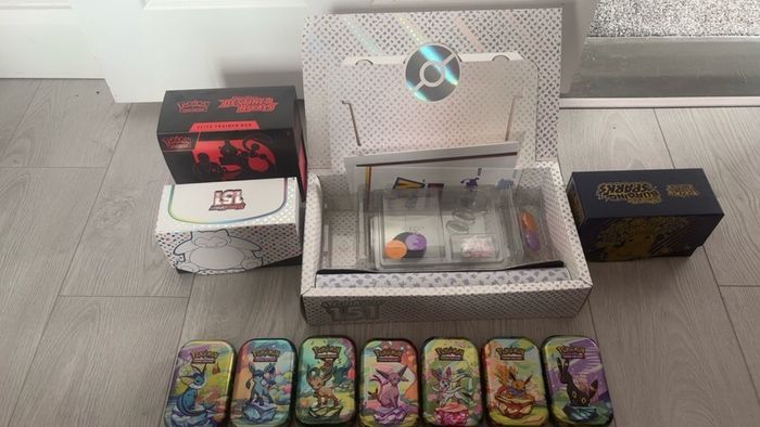 Pokemon ETBs & Tins