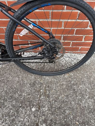 Carrera crossfire 2 adult size bike