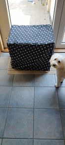 Anti stress dog crate cover fits medium crate.
