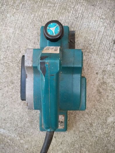 110 Makita planer