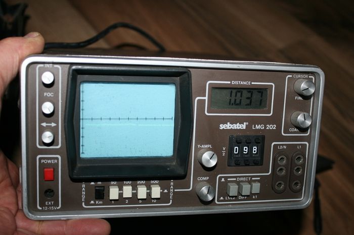 Sebatel LMG 202 pulse and echo meter