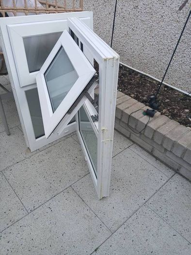 2 pvc windows