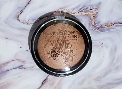 Revolution Vivid Baked Bronzer - Ready To Go - New