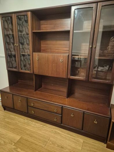 mahogany unit