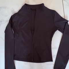 Black Sport jumper size uk 4/6